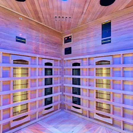 Piano By Royal Aparts *